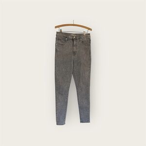 Levi’s Gray Mile High Super Skinny